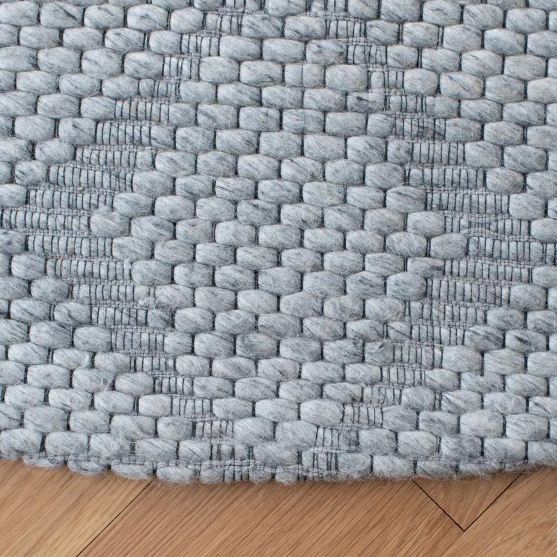 Union Rustic Naida Performance Solid Color Rug