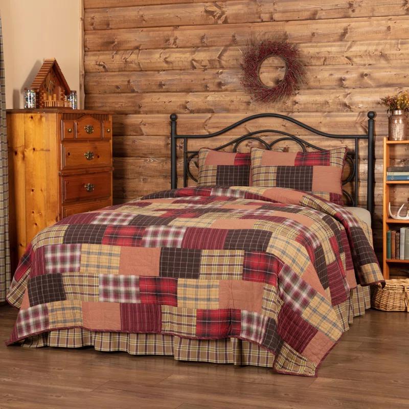 VHC Brands Wyatt Rustic Cotton Patchwork Quilt Set