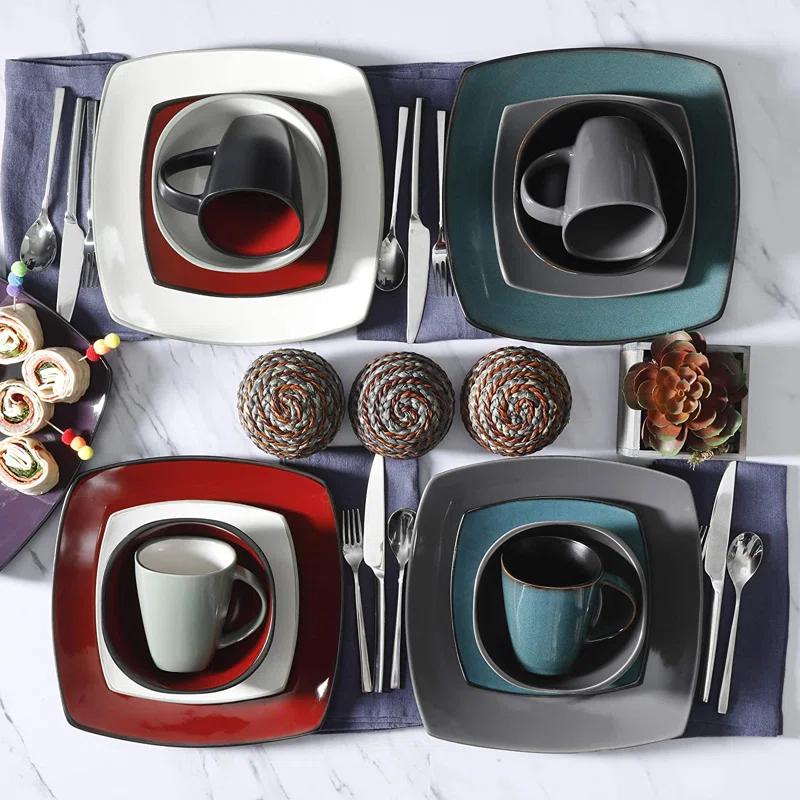 Dinnerware Set