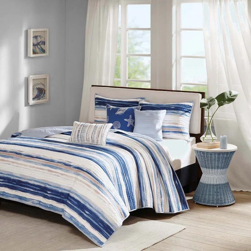 Madison Park Marina 6 Piece Printed Quilt Set with Throw Pillows