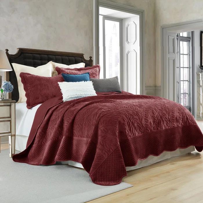 MarCielo Marcielo Oversized Embroidered Velvet Quilt Set With 2 Pillow Shams