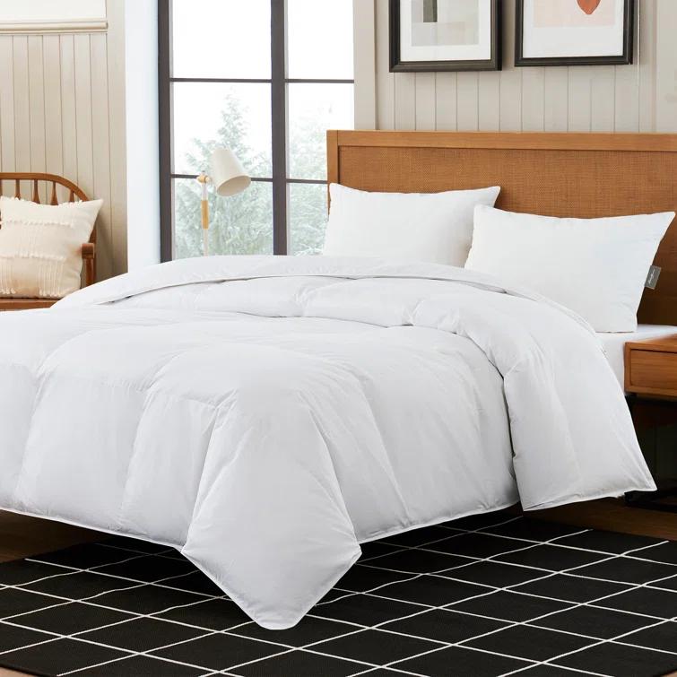 Eddie Bauer Eddie Bauer All-Season 600 Fill Power Oversized White Down Comforter - 400 TC