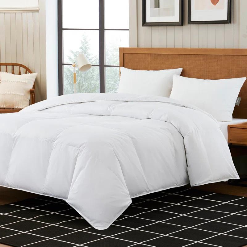 Eddie Bauer Eddie Bauer All-Season 600 Fill Power Oversized White Down Comforter - 400 TC