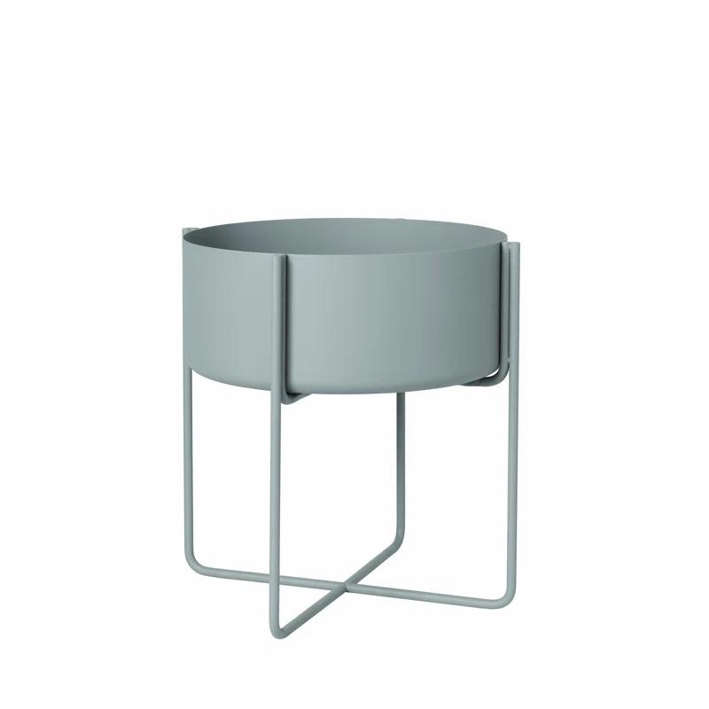 Kena Solid Steel Pot Planter
