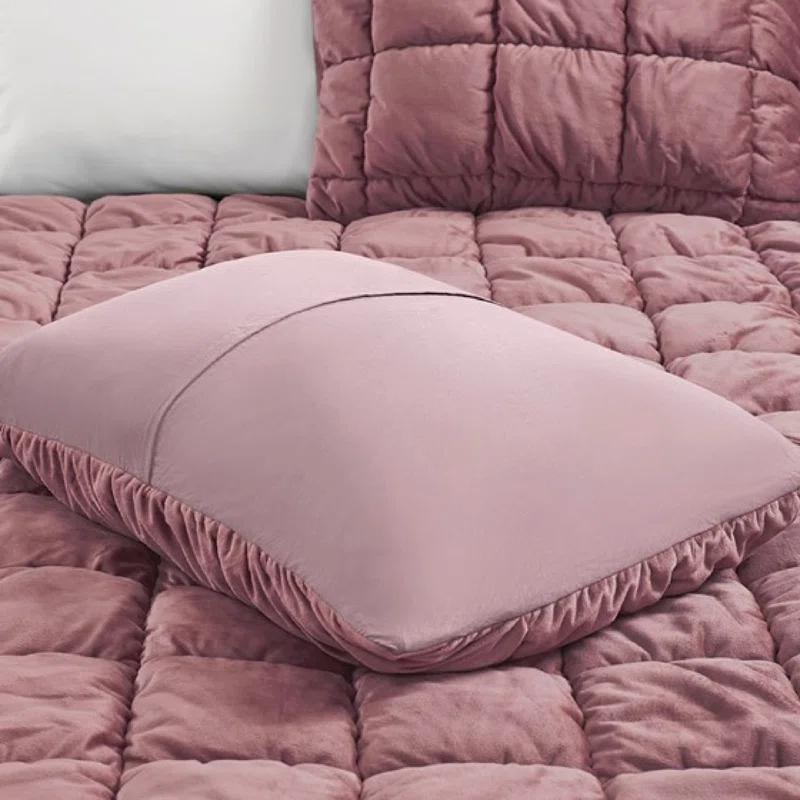Intelligent Design Velvet Dream Puff Velvet Comforter Set