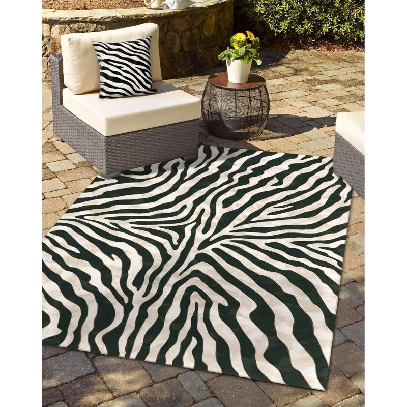 Liora Manne Vision I Animal Print Indoor/Outdoor Throw Pillow