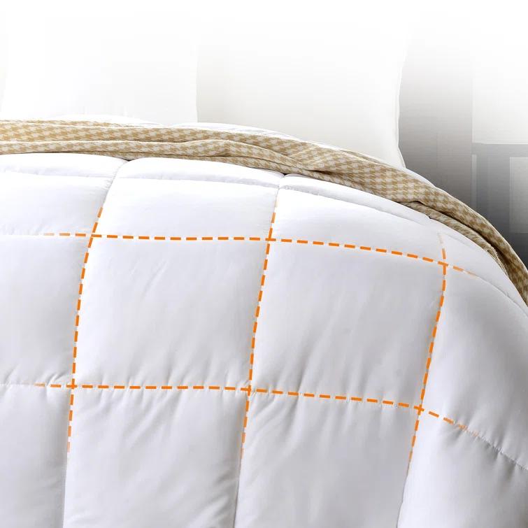 Alwyn Home Tanna All Season Microfiber Down Alternative Comforter