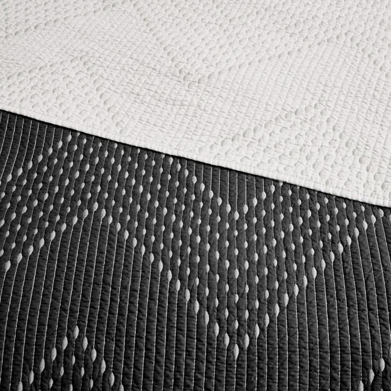 INK+IVY Pomona 3 Piece Embroidered Cotton Quilt Set