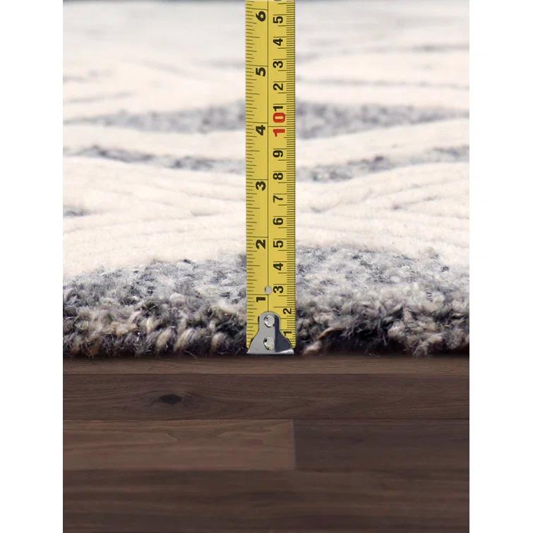 Hand Tufted Viscose Geometric Rug