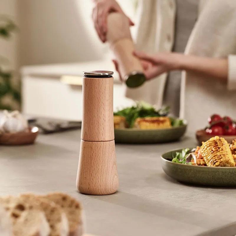 Joseph Joseph Joseph Joseph Milltop No-spill Beechwood Salt Mill