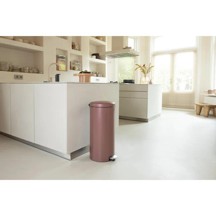 Brabantia NewIcon Step On Trash Can, 8 Gallon (30 Liter)