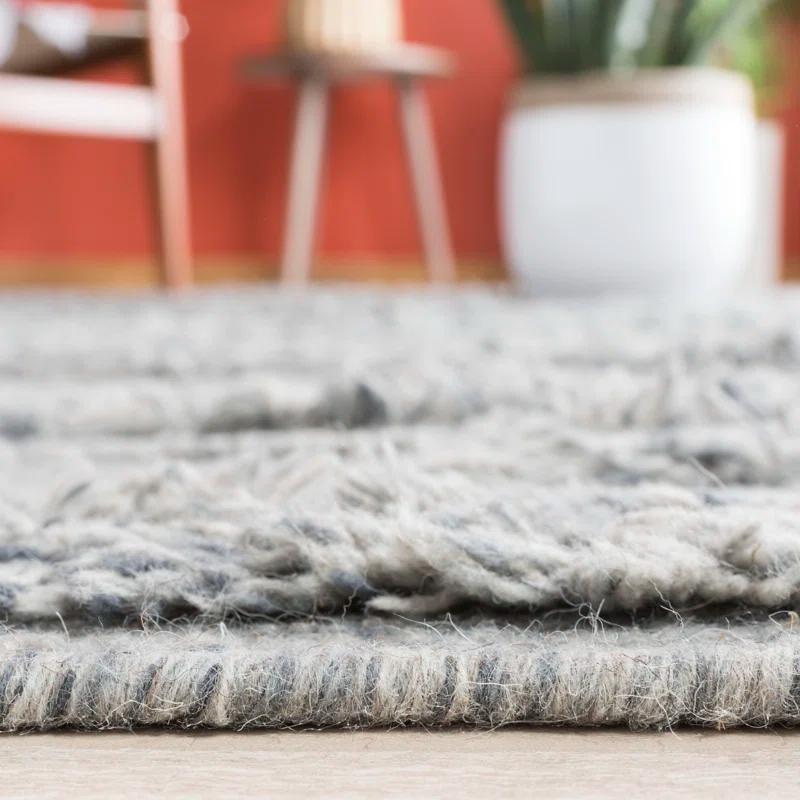 Laurel Foundry Modern Farmhouse® Hartzler Hand-Woven Flatweave Grey/Ivory Area Rug