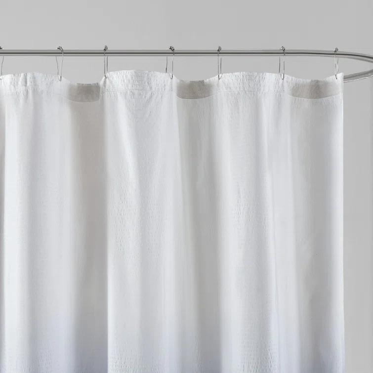 Madison Park Ara Ombre Printed Seersucker Single Shower Curtain