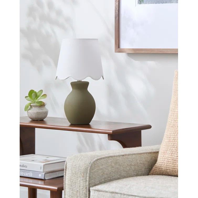 Momsen Scallop Shade Matte Lamp