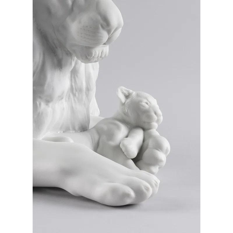 Lladro Lion with Cub Figurine