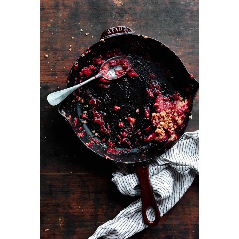 Staub Staub Cast Iron Traditional Skillet
