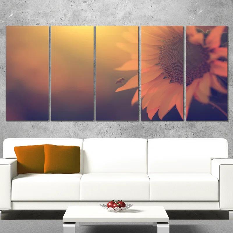 Design Art " Vintage Photo Of Sunflower Close-Up "