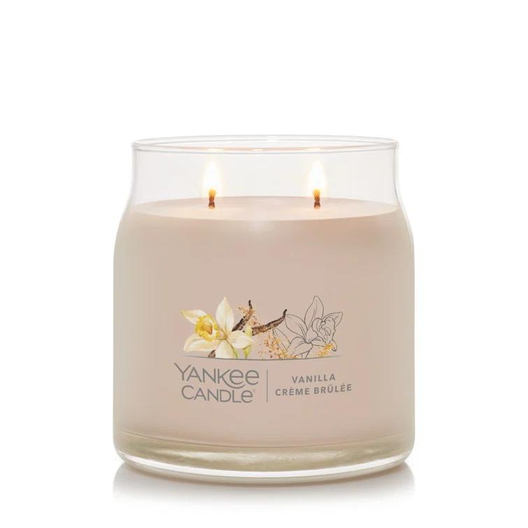 YANKEE CANDLE Signature Vanilla Crème Brulée Scented Candle