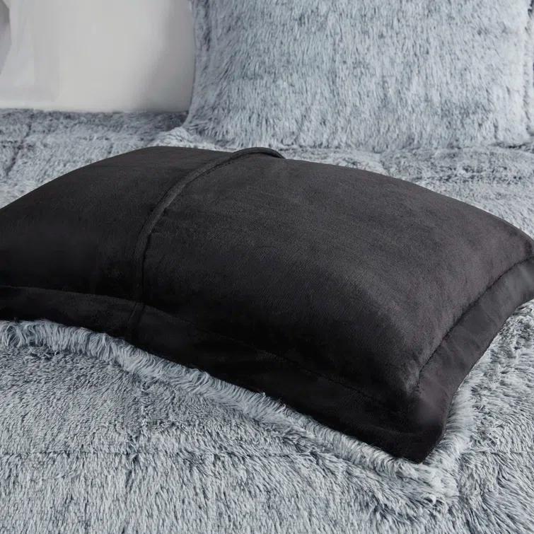 Intelligent Design Malea Shaggy Faux Fur Comforter Mini Set