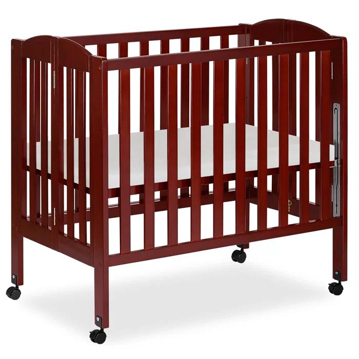 Dream On Me 2-in-1 Mini Convertible Portable Crib