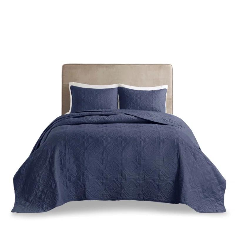 Quebec Reversible Bedspread Set