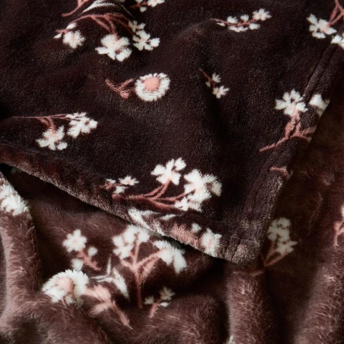 Lucky Brand Lucky Brand Daisy Blankets