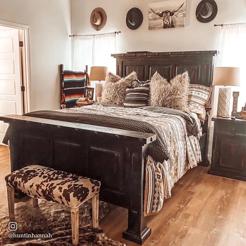 Paseo Road by HiEnd Accents Desert Sage Gray/Tan/White Aztec Print Cotton Southwestern Style Reversible Quilt Set