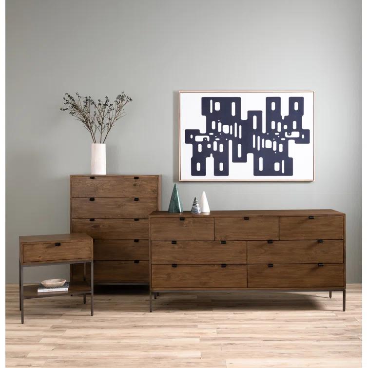 Graham Nightstand (24")