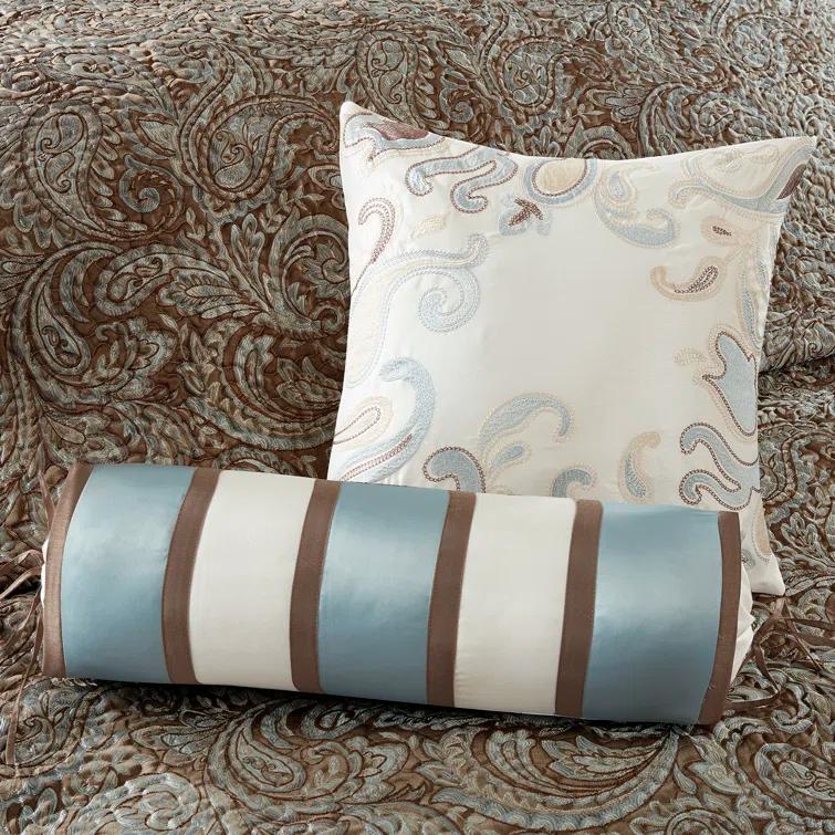Madison Park Aubrey 5 Piece Jacquard Bedspread Set with Throw Pillows