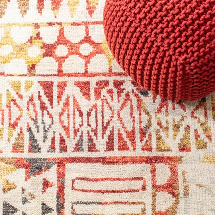 Safavieh Southwestern Hand Knotted Wool/Cotton Southwestern Rug in Red/Ivory