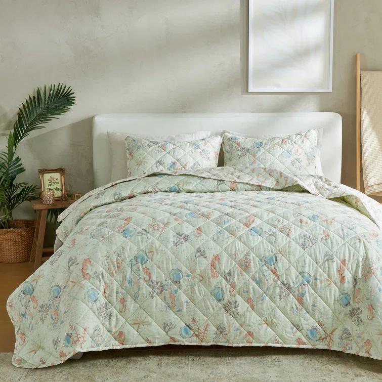 Patina Vie Maison Coastal Inspired Reversible Quilt Set with Shams