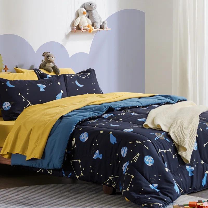 Sleep Zone Galaxy Bedding Set