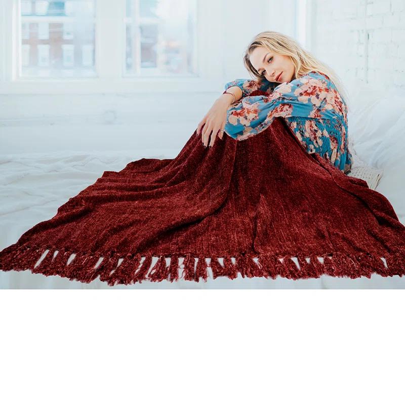 Pavilia Throw Blanket