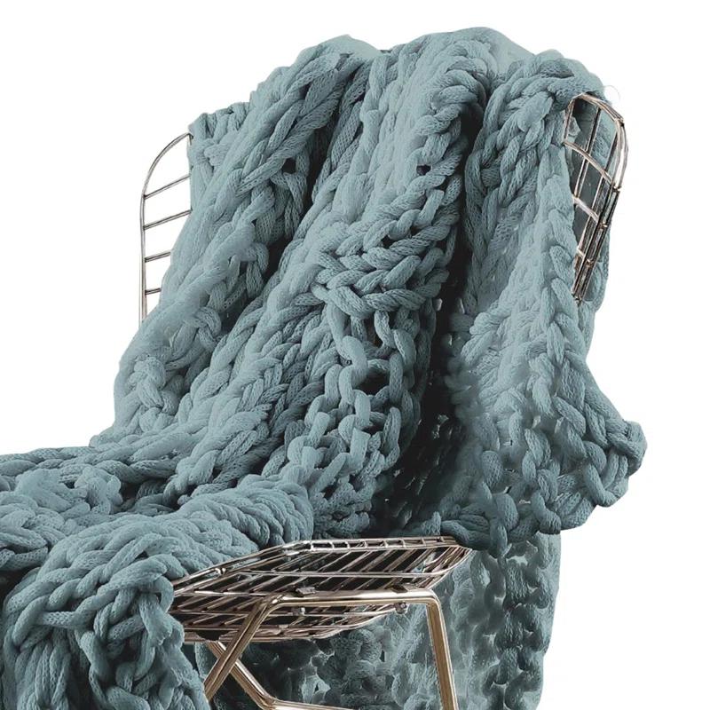Benjara the Urban Port Throw