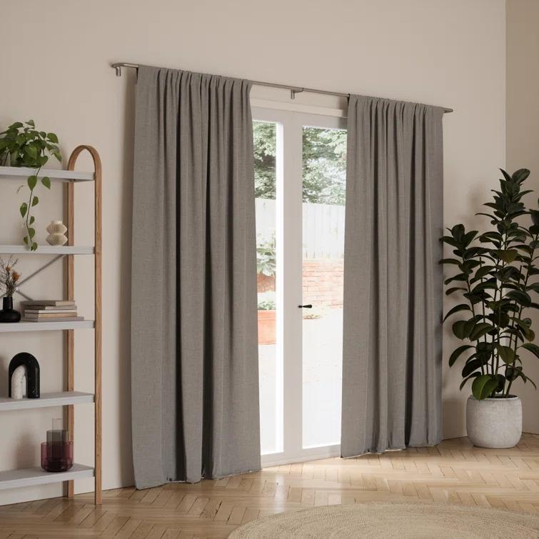 Umbra Adjustable Single Curtain Rod