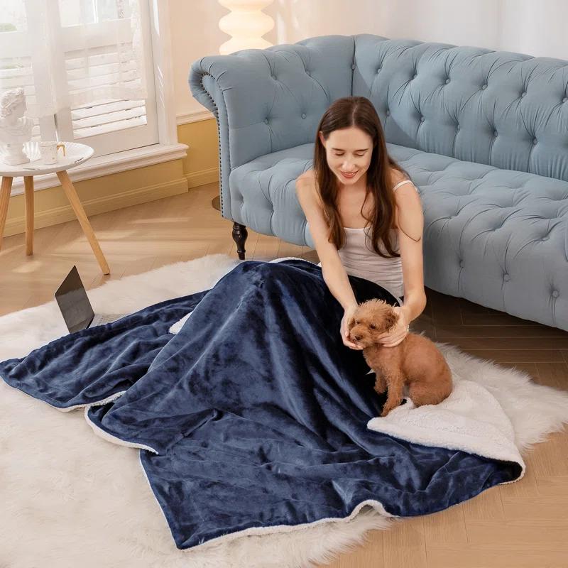 Aisbo Aisbo Sherpa Fleece Blanket