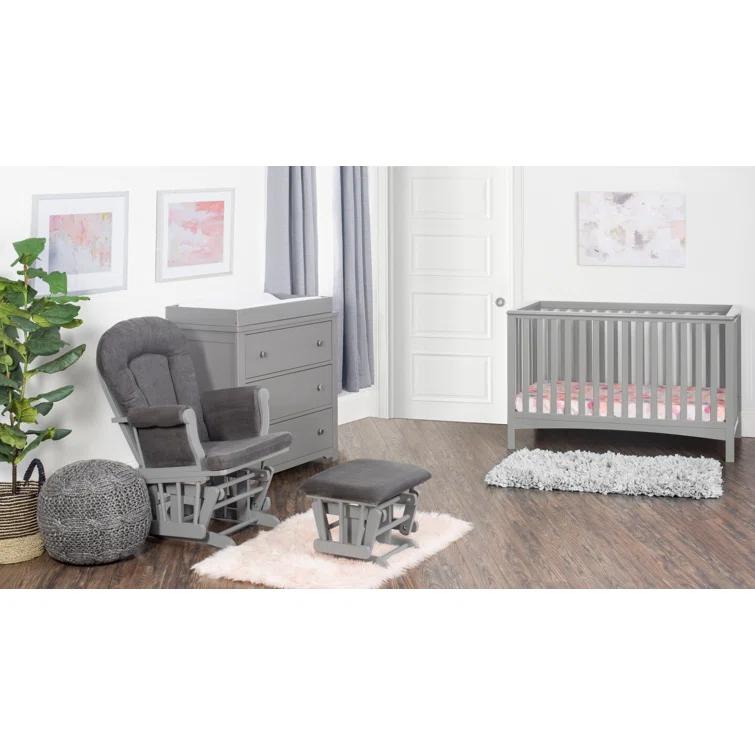 Child Craft Harmony 3-Drawer Changing Table Dresser