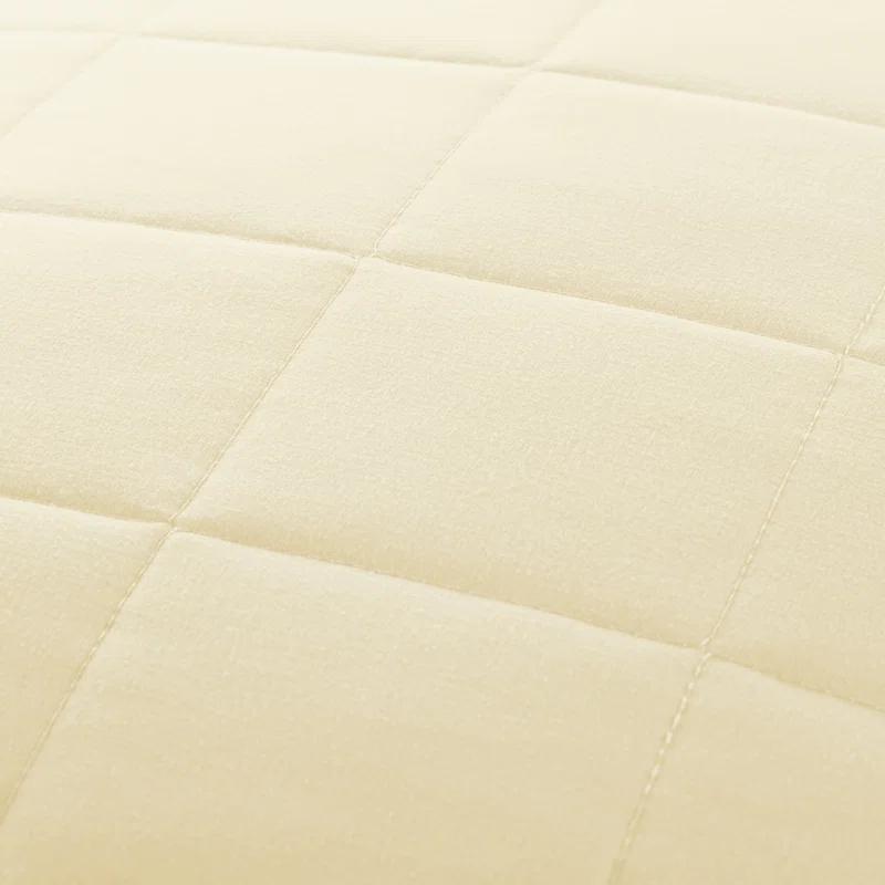 Becky Cameron Becky Cameron Square Quilt Set