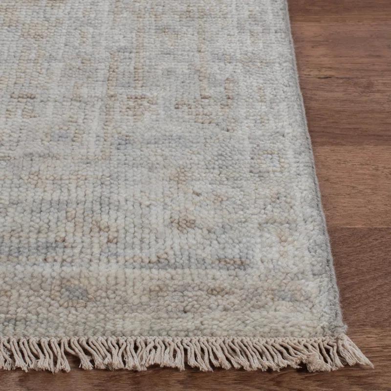Safavieh Oriental Hand Knotted Wool Oriental Rug