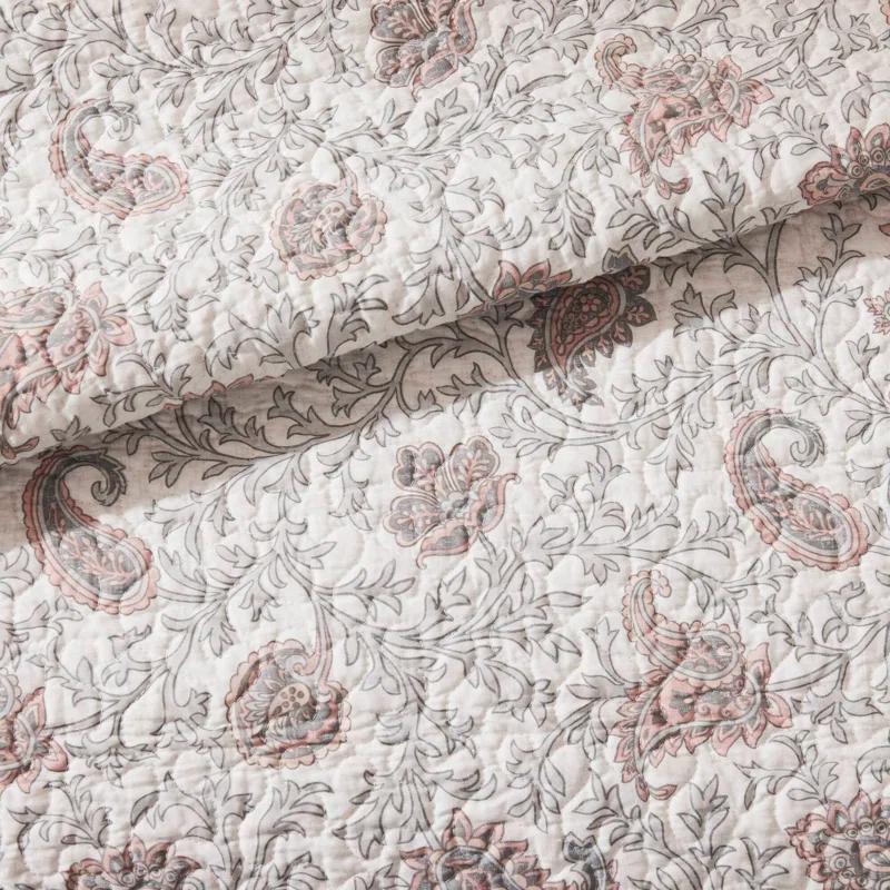 Madison Park Dawn 6 Piece Cotton Percale Quilt Set with Throw Pillows