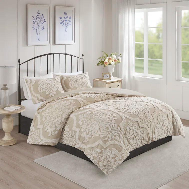 Madison Park Viola Tufted Cotton Chenille Damask 3 Piece Comforter Set