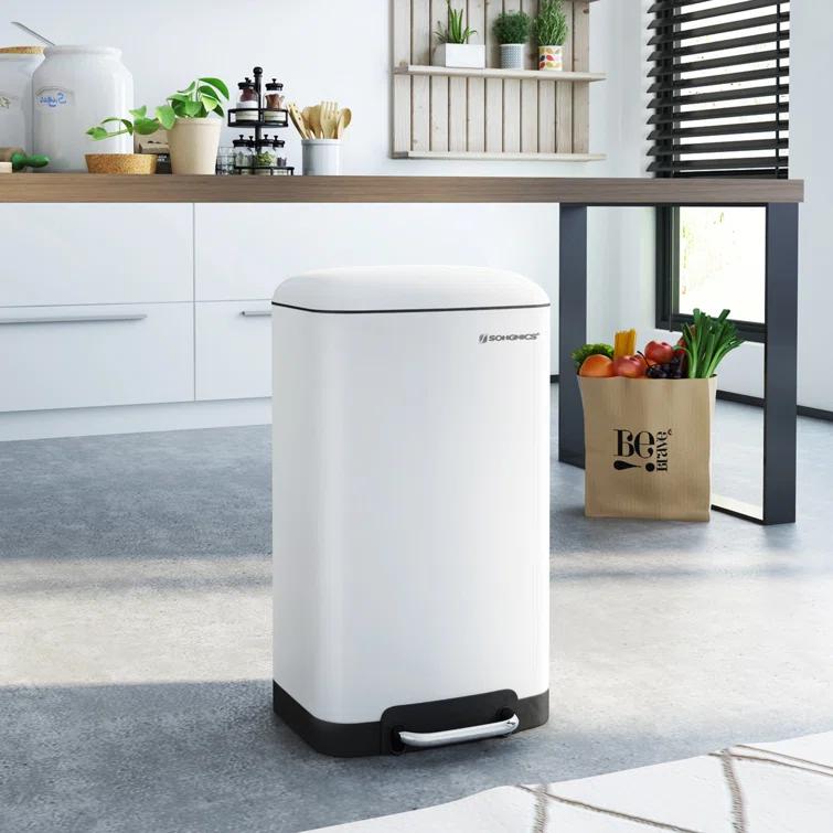 8 Gallon Trash Can with Lid, Garbage Can, Stainless Steel Small Waste Bin with Step Pedal and Inner Bucket, Soft Close, Kitchen