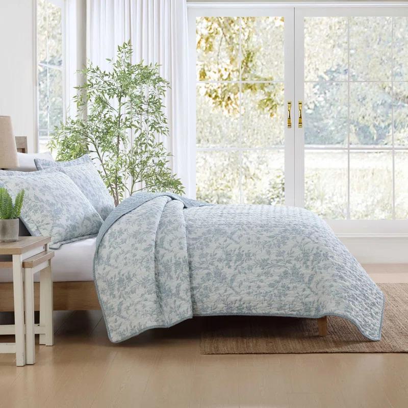Laura Ashley Laura Ashley Amberly Seersucker Blue Quilt Set