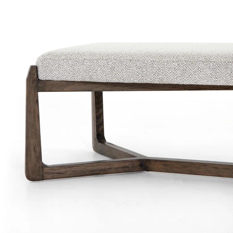 Gerardo Bench