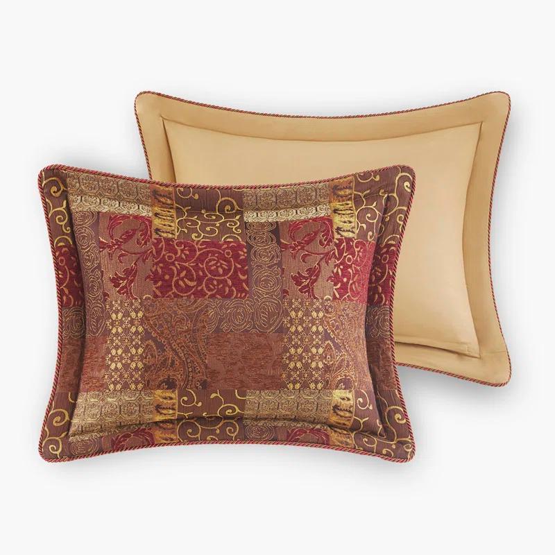 Gracie Mills Gracie Mills Lange 4-Piece Patchwork Chenille Jaquard Comforter Set