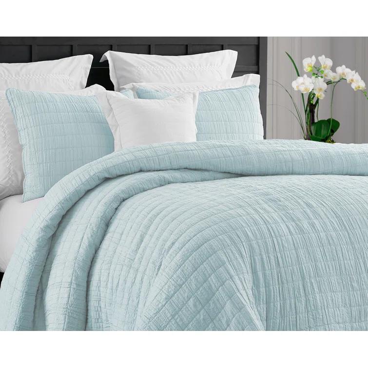 Swift Home Ultra Soft Crinkle Washed Microfiber 3-Piece Quilt Set