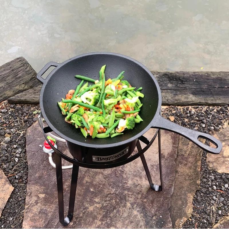 Bayou Classic Bayou Classic 12.5'' Cast Iron Wok
