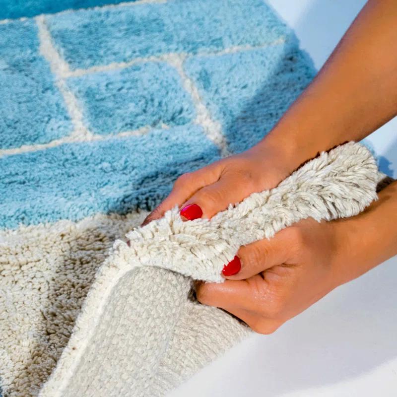Chesapeake Merchandising Inc. Classic Color Cotton Blend Bath Rug
