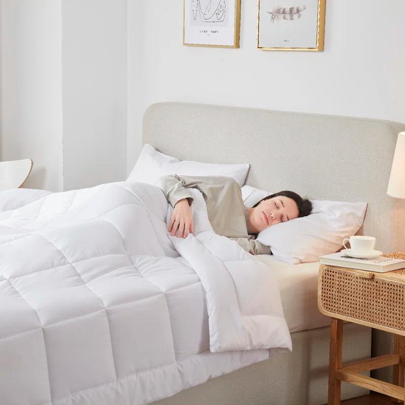 Nestl All Season Solid Lightweight Down Alternative Comforter