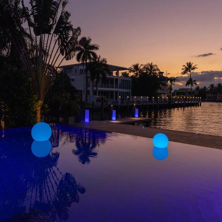 Smart & Green Pearl 10'' Battery Powered Integrated LED Color Changing Outdoor Floating Light